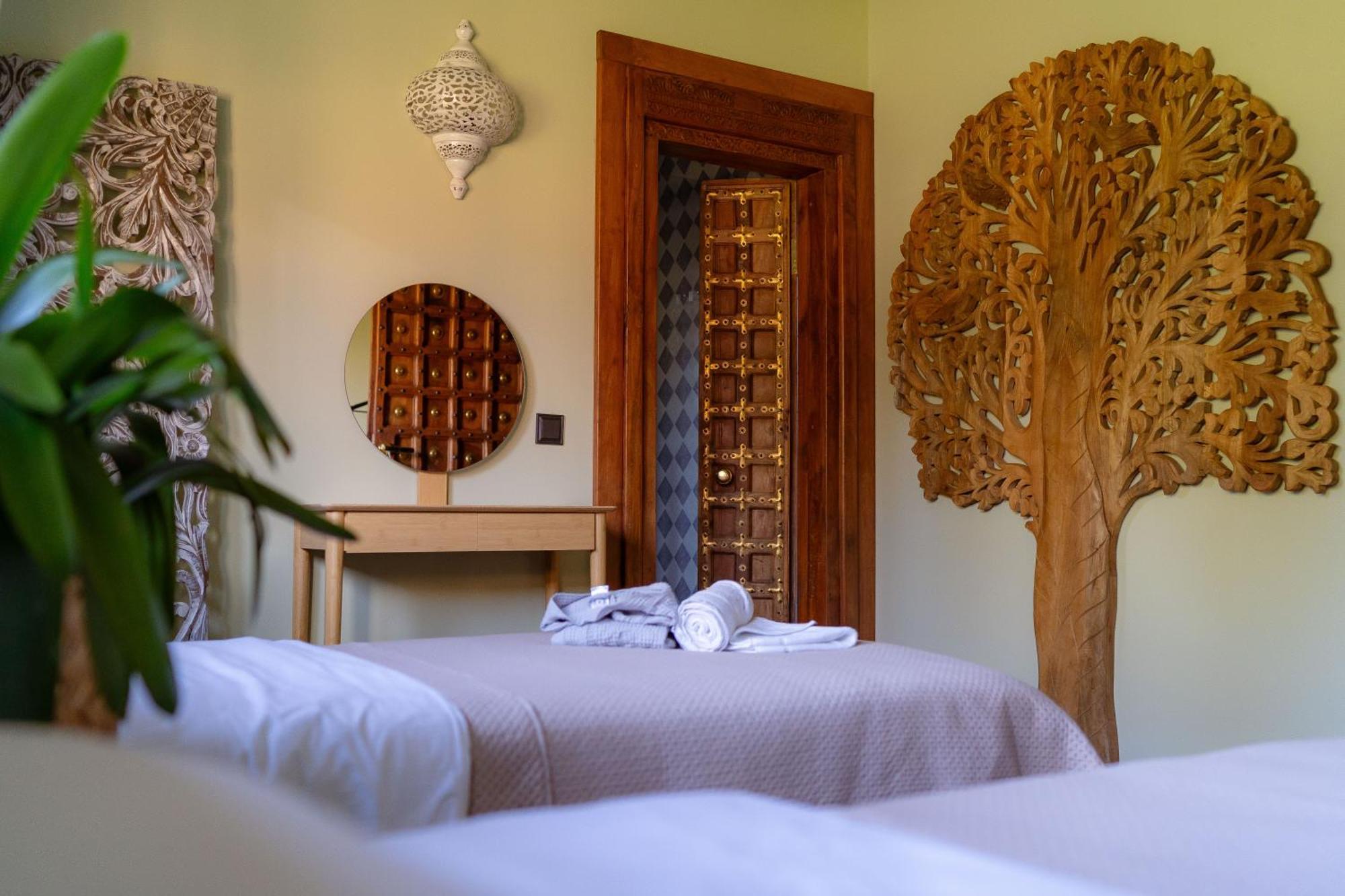 Shanti Resort & Deluxe Spa Sarboriskes Exterior photo